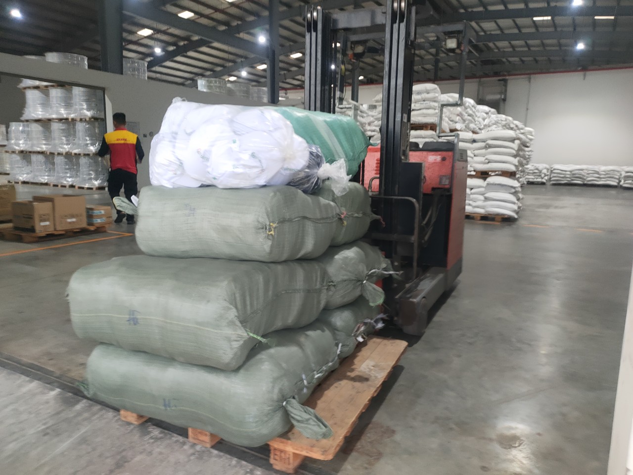 CÔNG TY TNHH SẢN XUẤT THƯƠNG MẠI DỊCH VỤ BẢO HỘ LAO ĐỘNG BÌNH DƯƠNG