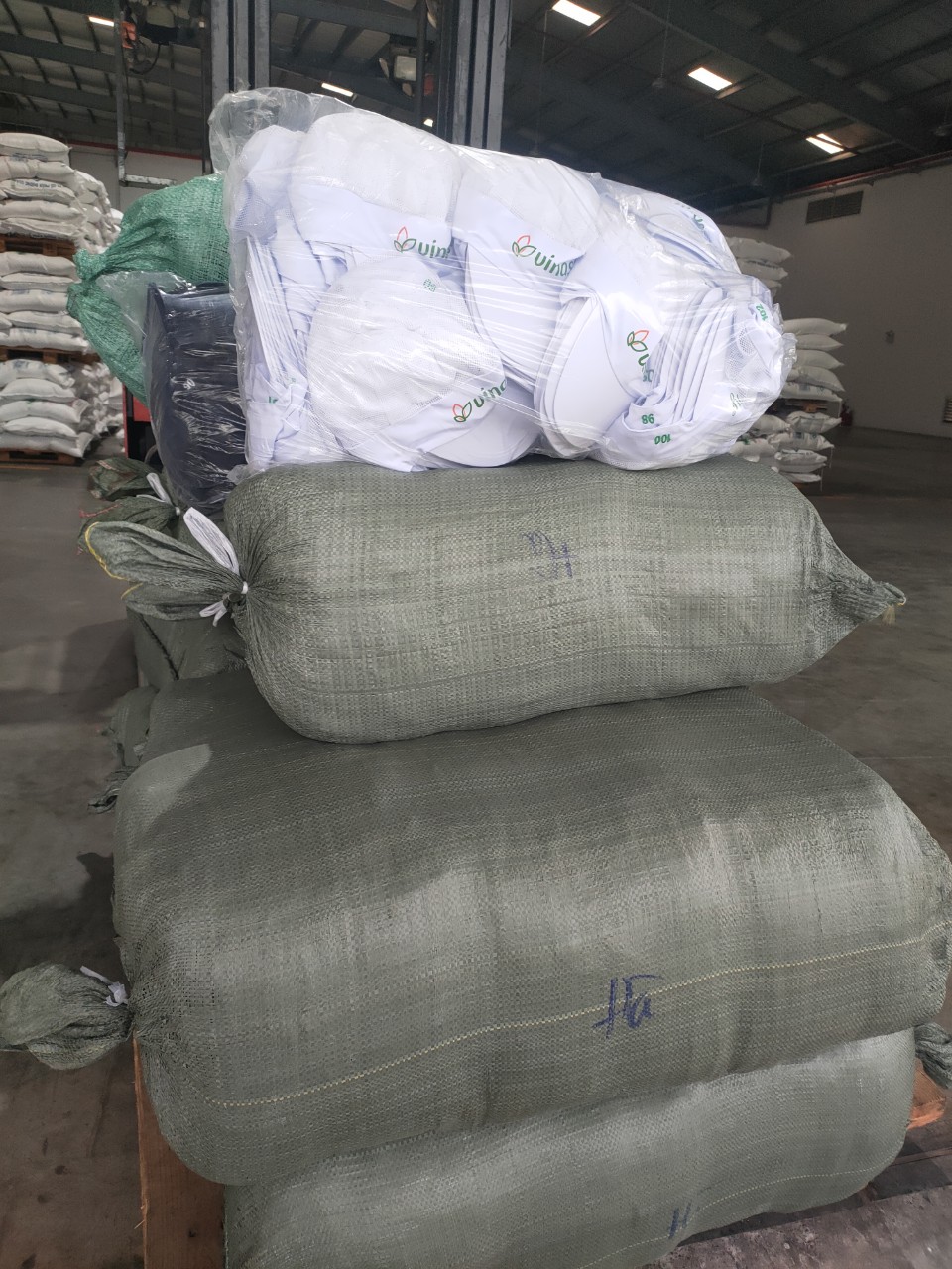 CÔNG TY TNHH SẢN XUẤT THƯƠNG MẠI DỊCH VỤ BẢO HỘ LAO ĐỘNG BÌNH DƯƠNG